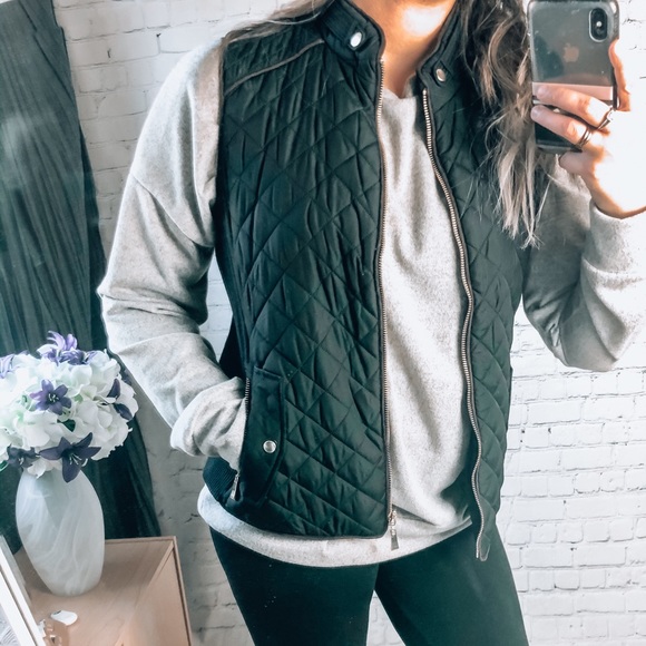 Black Quilted Vest - Picture 3 of 4